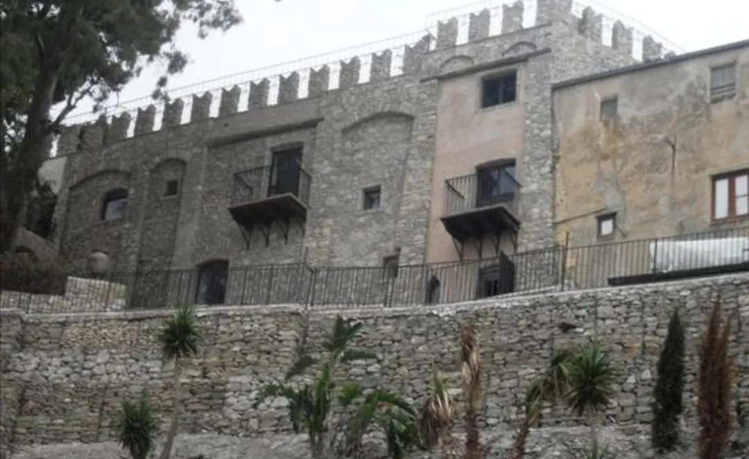 Casetta Marconi....Tra Mare E Storia! Siculiana 0*,